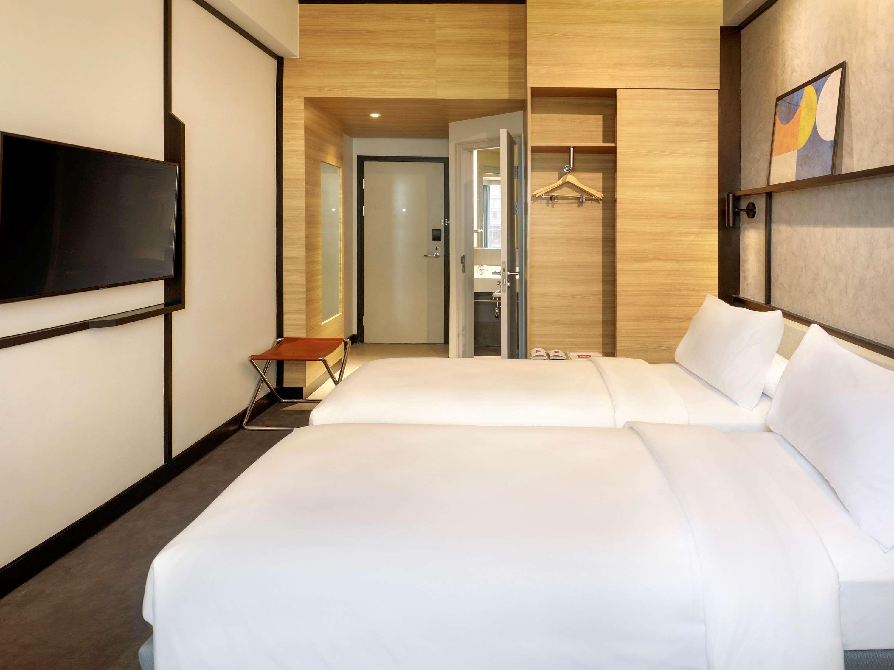 Ibis Samarinda Hotel Exterior photo
