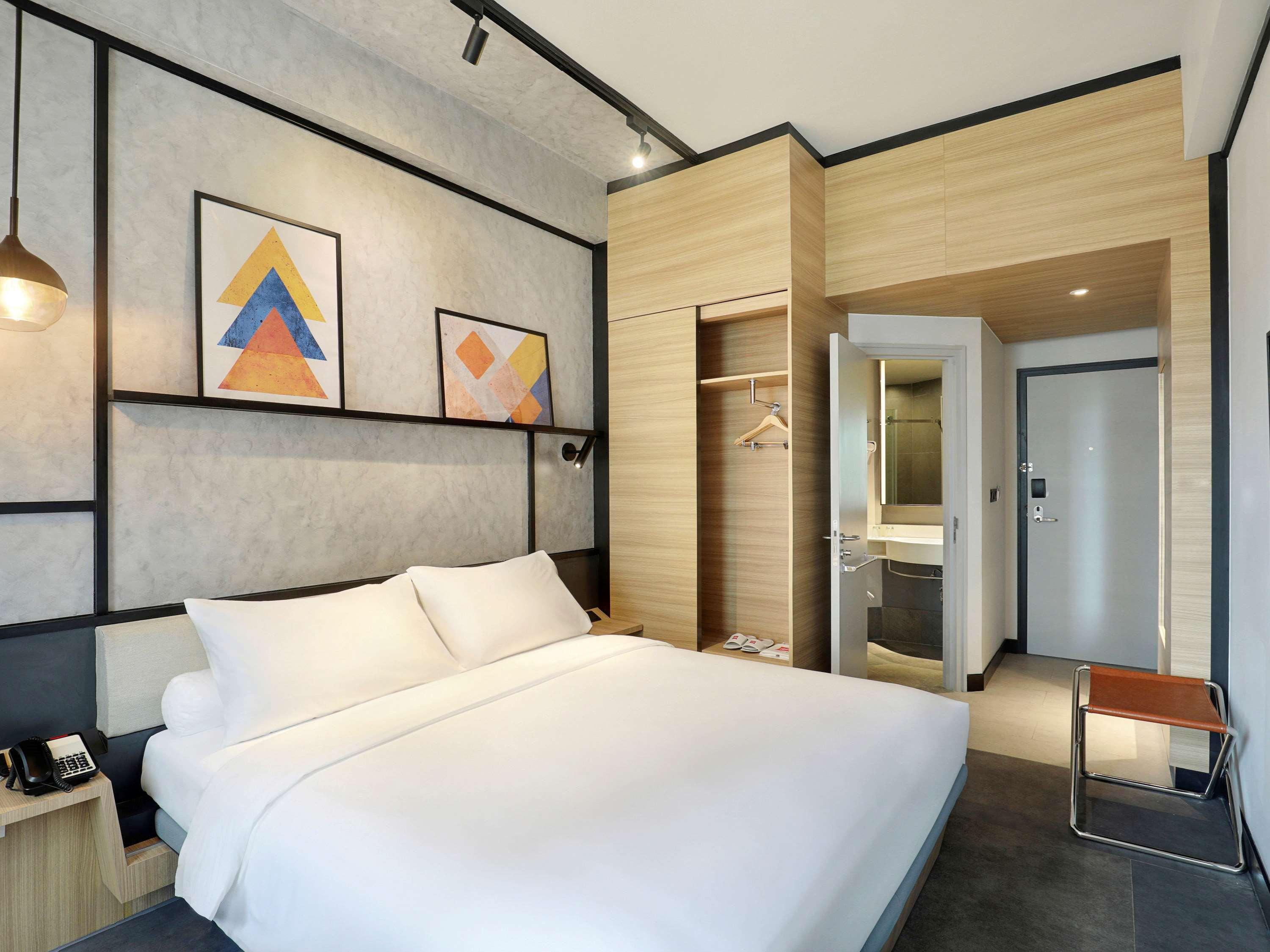 Ibis Samarinda Hotel Exterior photo